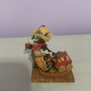 Vintage 1993 cowtown “billy the calf” Christmas figurine